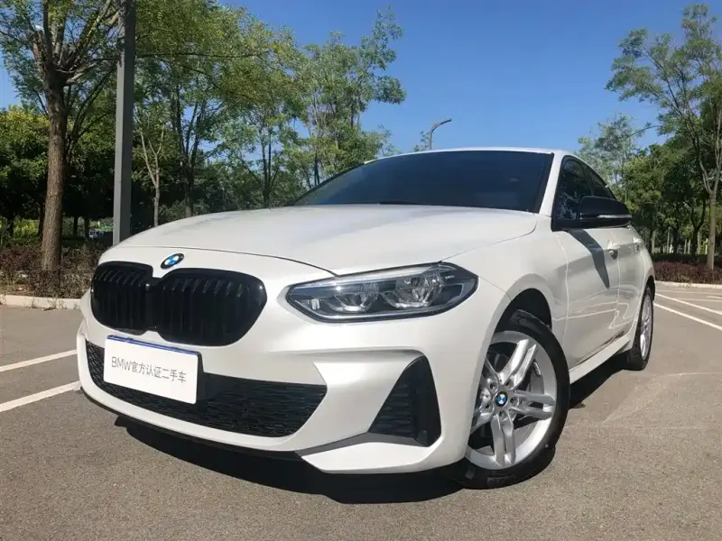 BMW 1 Series, 2021