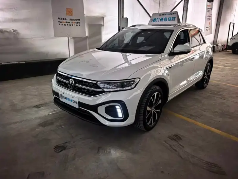 Volkswagen T-Roc, 2025