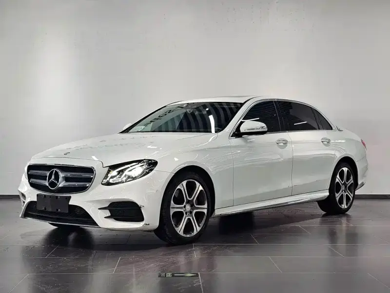 Mercedes-Benz E-Class, 2016 — фото 1