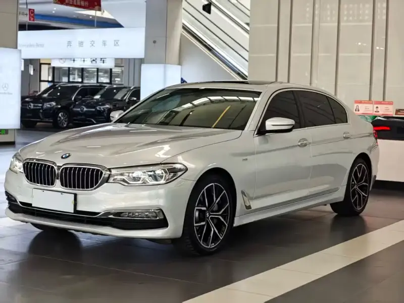 BMW 5 Series, 2018