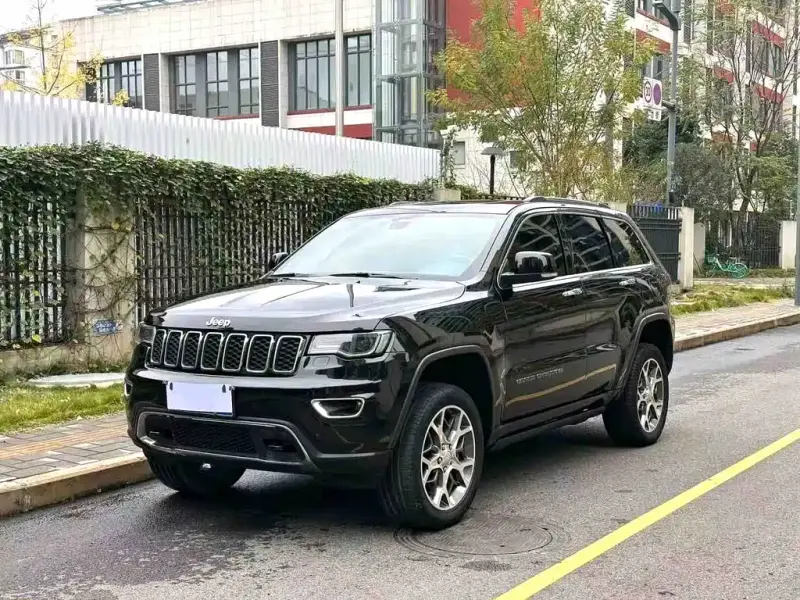 Jeep Grand Cherokee (Import), 2021