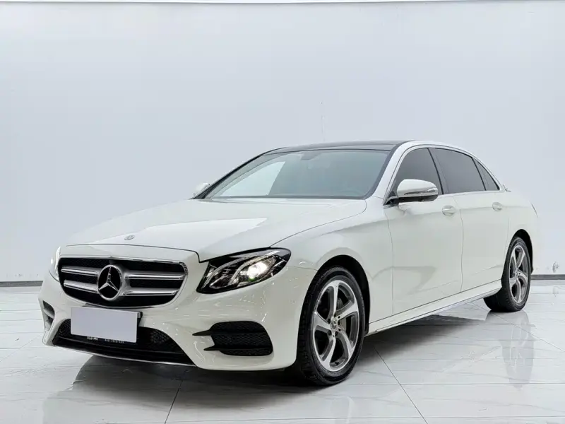 Mercedes-Benz E-Class, 2018 — фото 1
