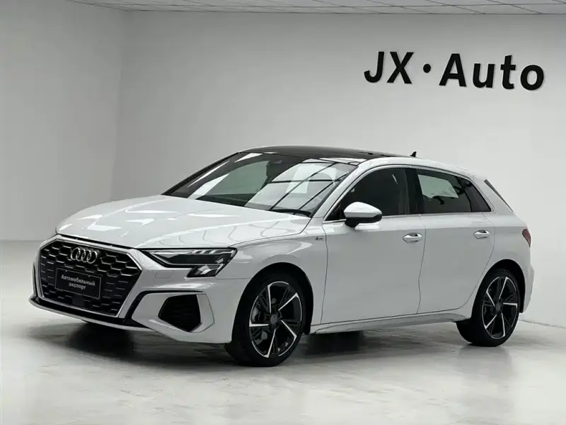 Audi A3, 2022 — фото 1