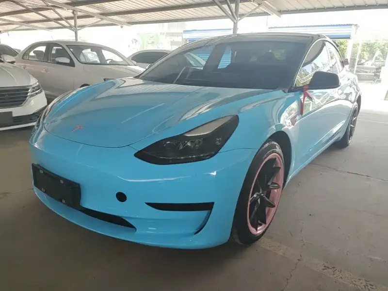 Tesla Model 3, 2022