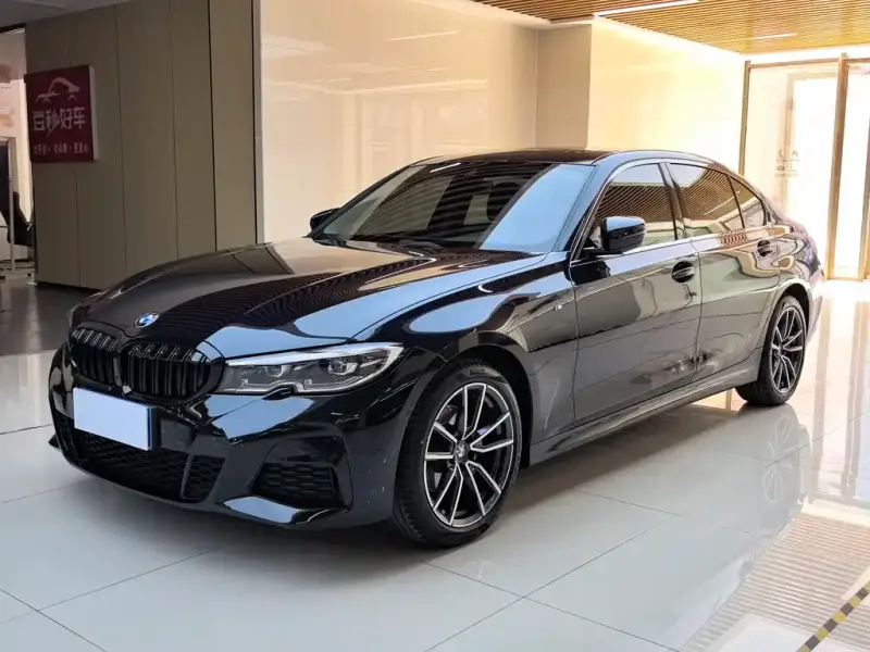 BMW 3 Series, 2022