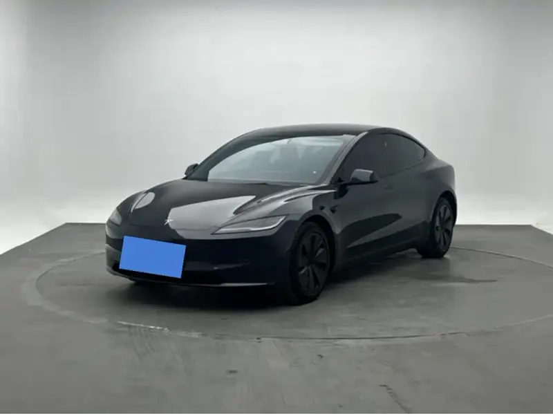 Tesla Model 3, 2024
