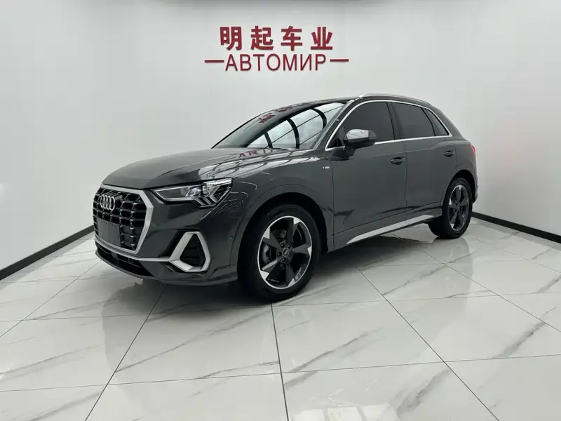 Audi Q3, 2022