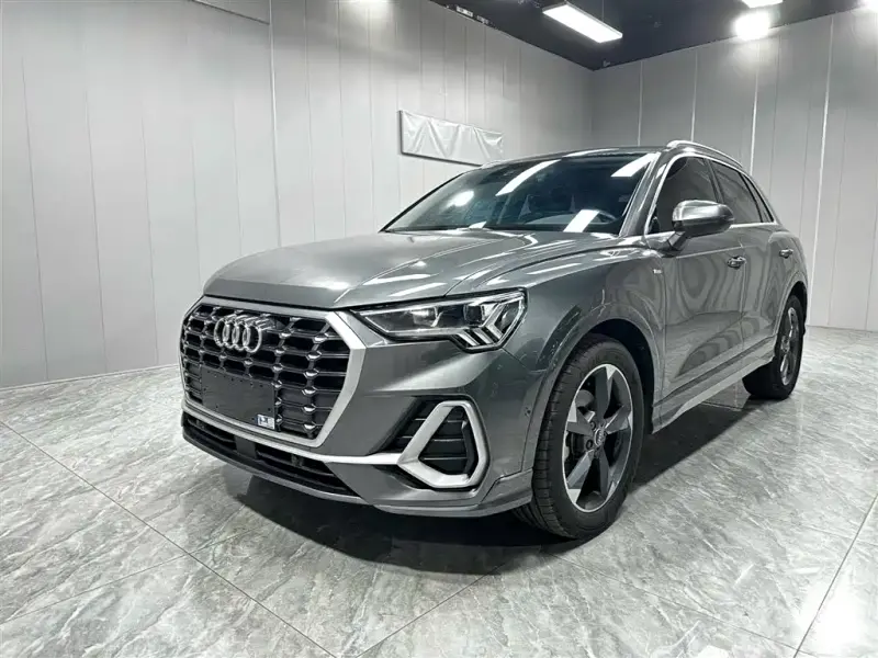 Audi Q3, 2022