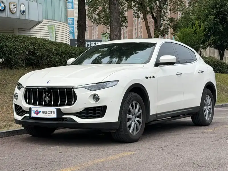 Maserati Levante, 2018 — фото 1