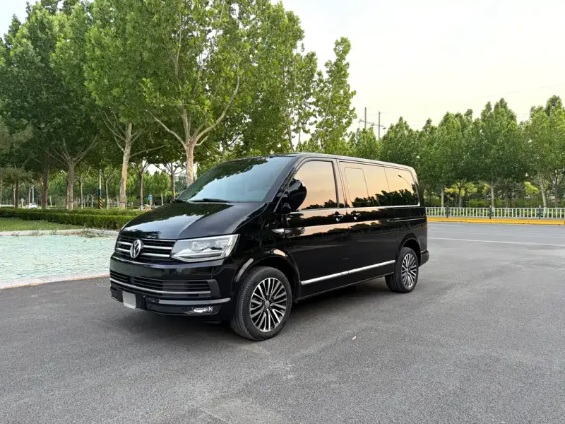 Volkswagen Multivan, 2020 — фото 1