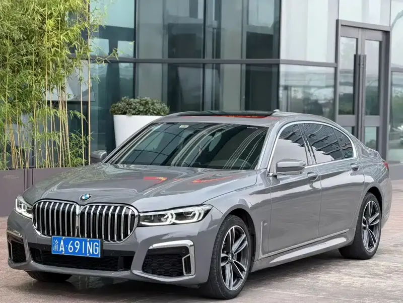 BMW 7 Series, 2019