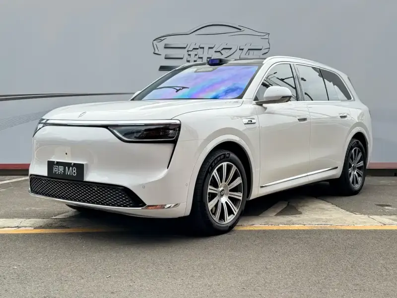 AITO M8, 2025