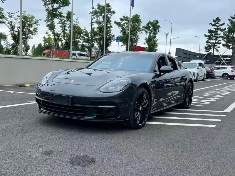 Porsche Panamera, 2021