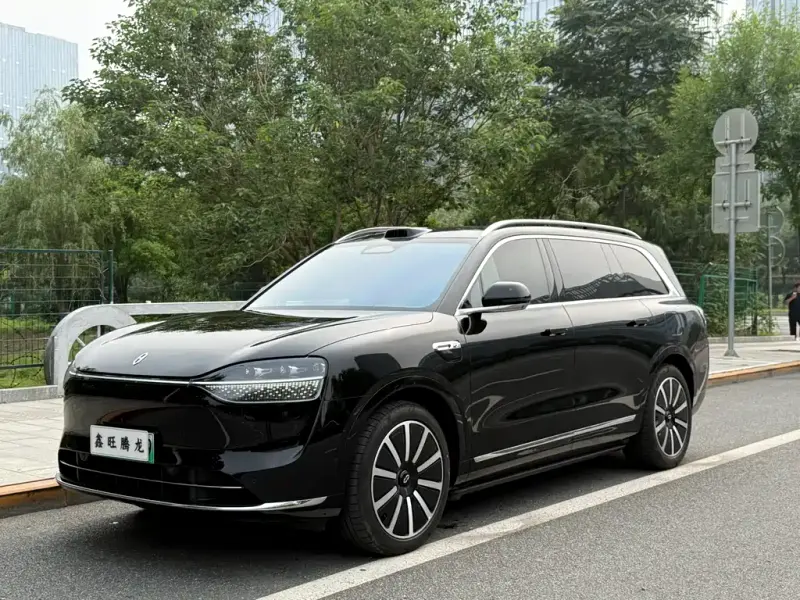 AITO M9, 2025