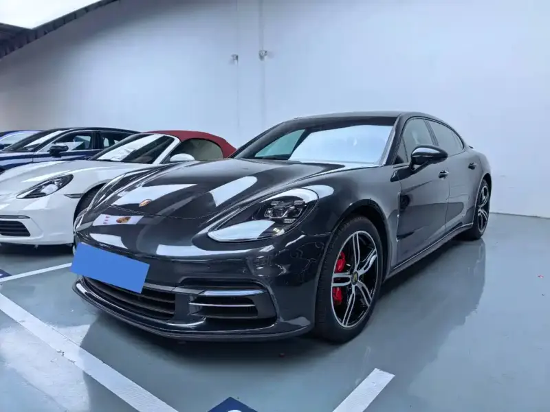 Porsche Panamera, 2020