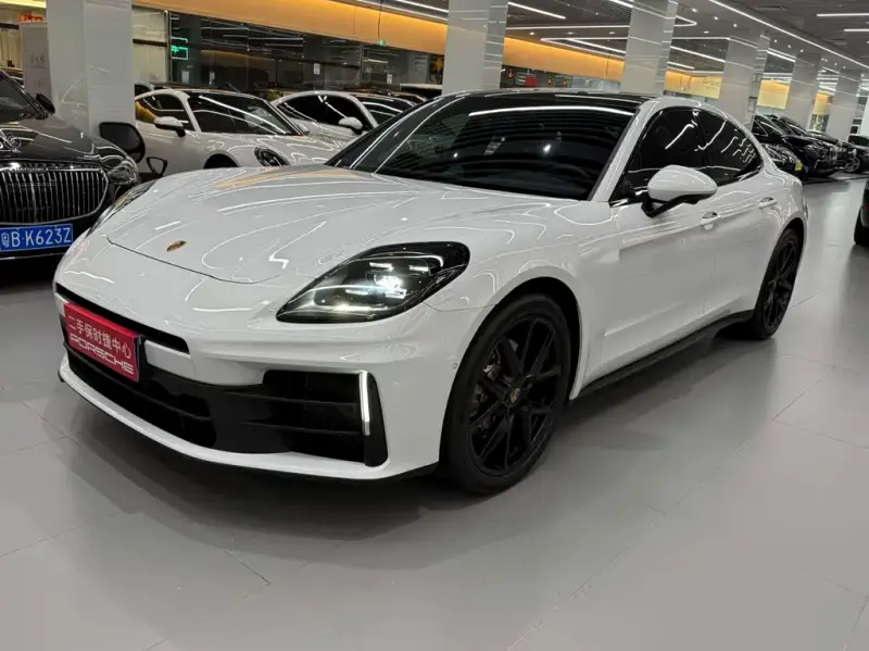 Porsche Panamera, 2024