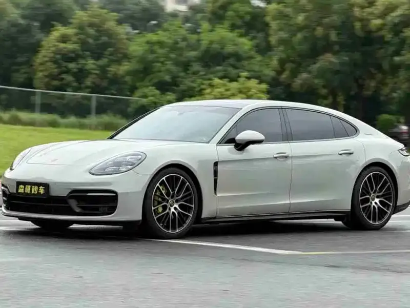 Porsche Panamera, 2024