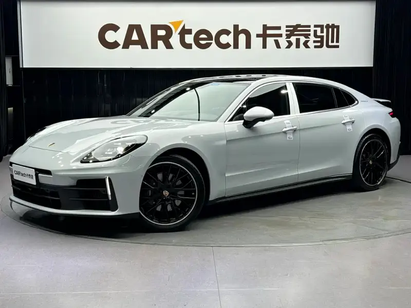 Porsche Panamera, 2024