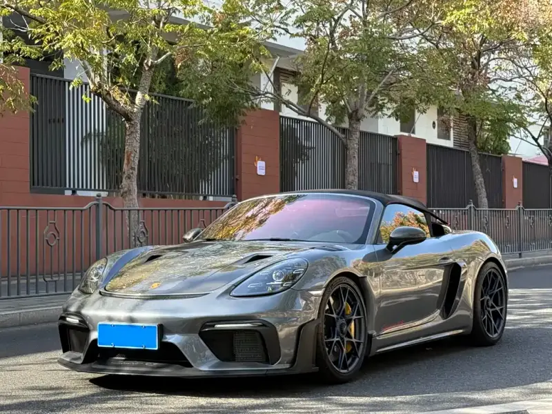 Porsche 718, 2025