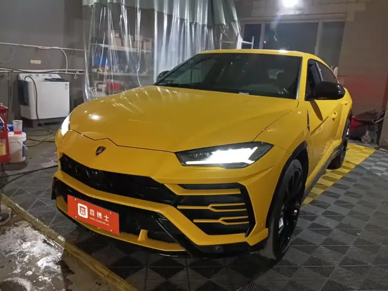 Lamborghini Urus, 2020