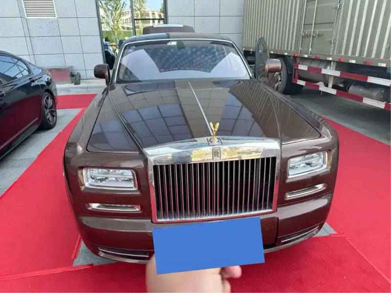 Rolls-Royce Phantom, 2016