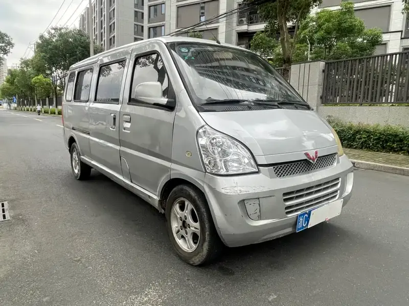 Wuling Rongguang, 2013