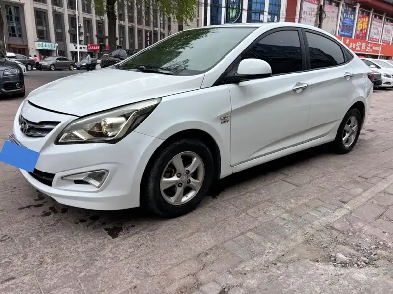 Hyundai Verna, 2014