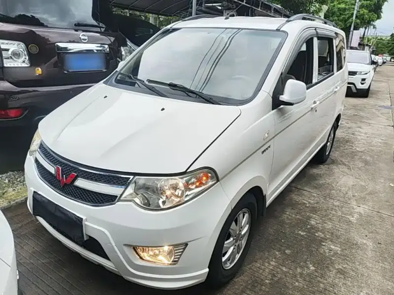 Wuling Hongguang, 2017