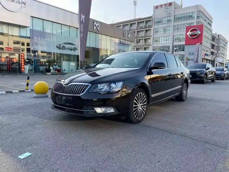Skoda Superb, 2014