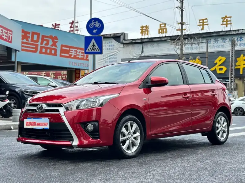 Toyota Yaris L, 2015