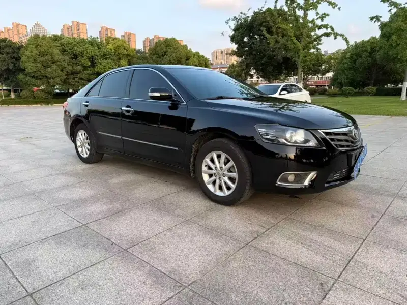 Toyota Camry, 2015