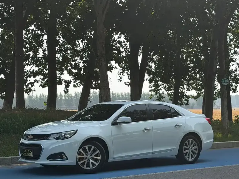 Chevrolet Malibu, 2018 — фото 1