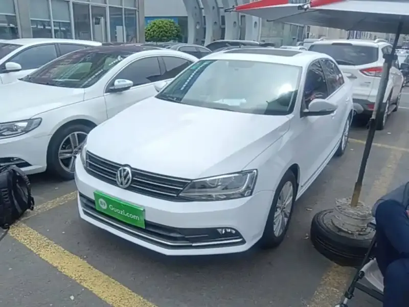 Volkswagen Sagitar, 2016