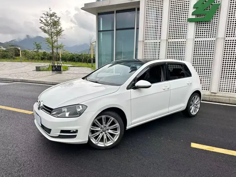 Volkswagen Golf, 2015