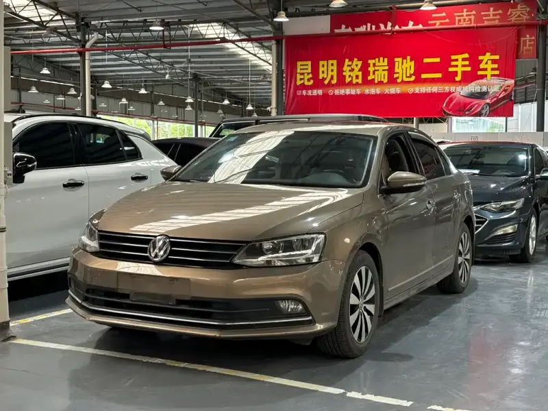 Volkswagen Sagitar, 2016