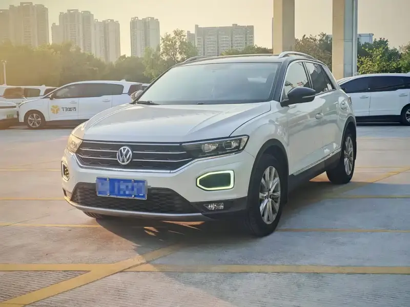 Volkswagen T-Roc, 2019