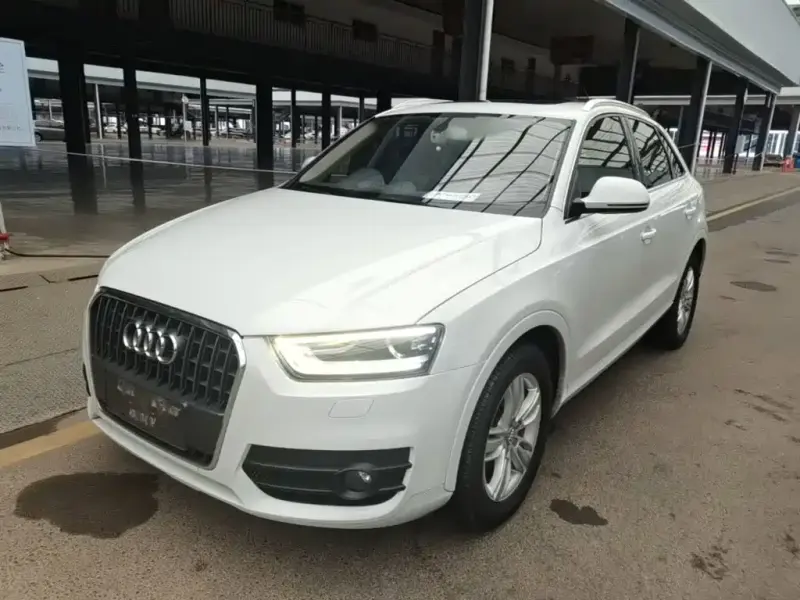 Audi Q3, 2016 — фото 1