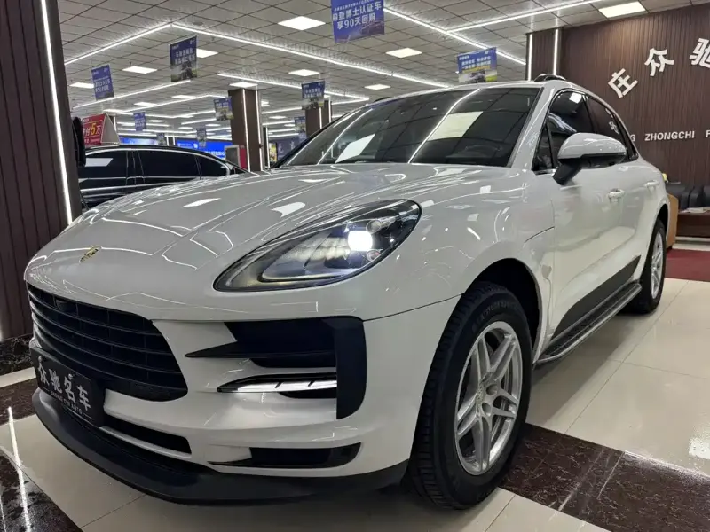 Porsche Macan, 2020