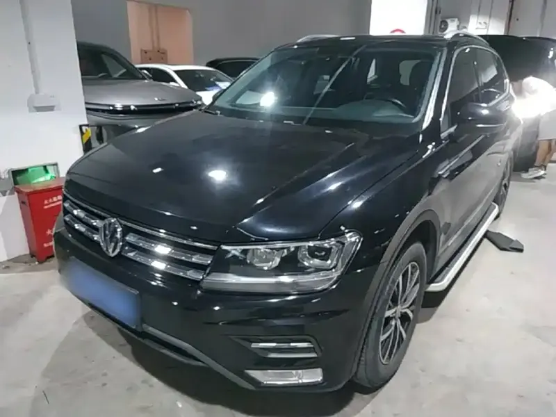 Volkswagen Tiguan L, 2018