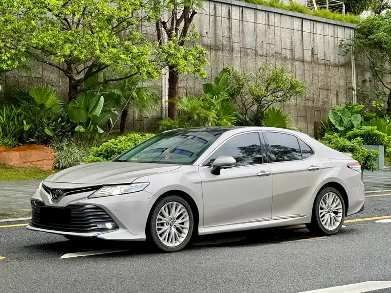 Toyota Camry, 2019