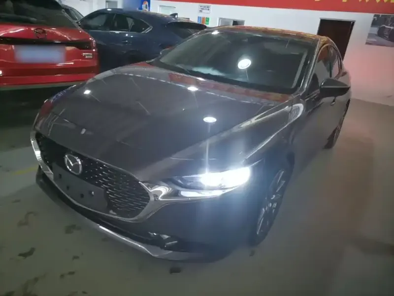 Mazda 3 Axela, 2022