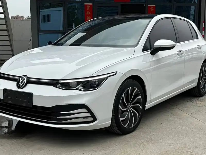 Volkswagen Golf, 2021