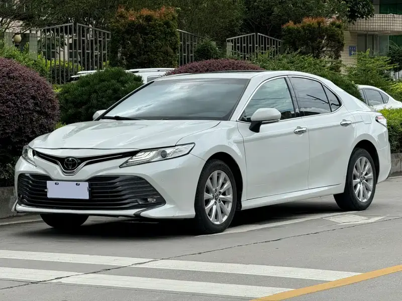 Toyota Camry, 2019