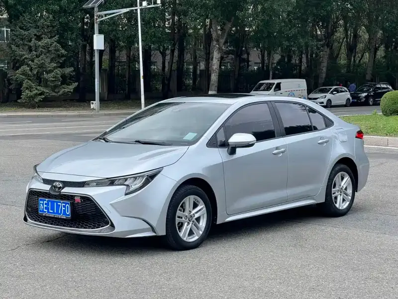 Toyota Levin, 2021 — фото 1