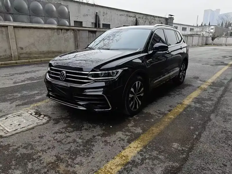 Volkswagen Tiguan L, 2023