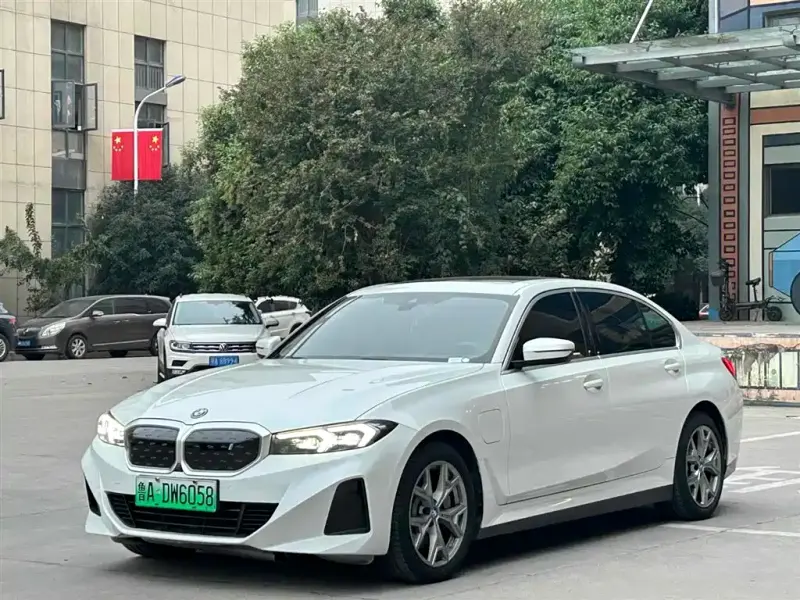 BMW i3, 2023