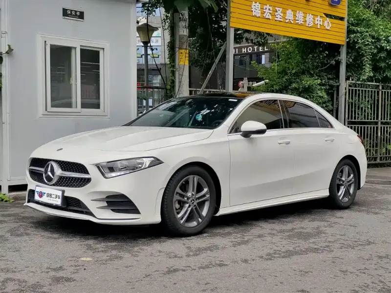 Mercedes-Benz A-Class, 2021 — фото 1