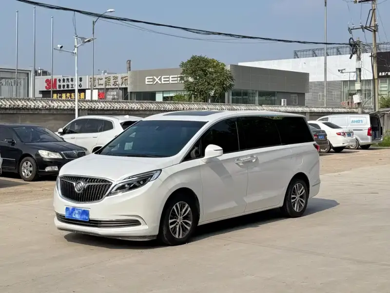 Buick GL8, 2018