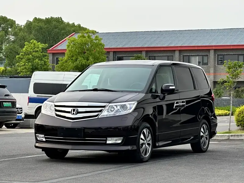Honda Elysion, 2014