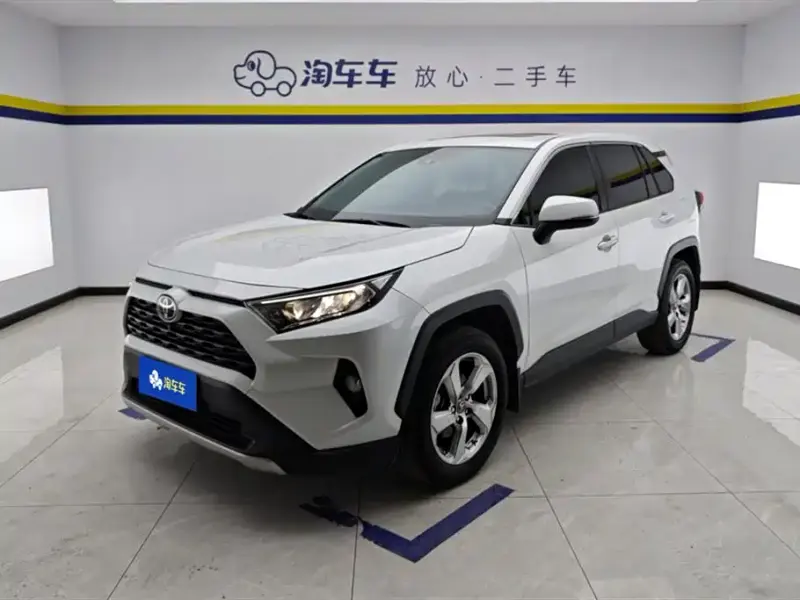 Toyota RAV4, 2022 — фото 1